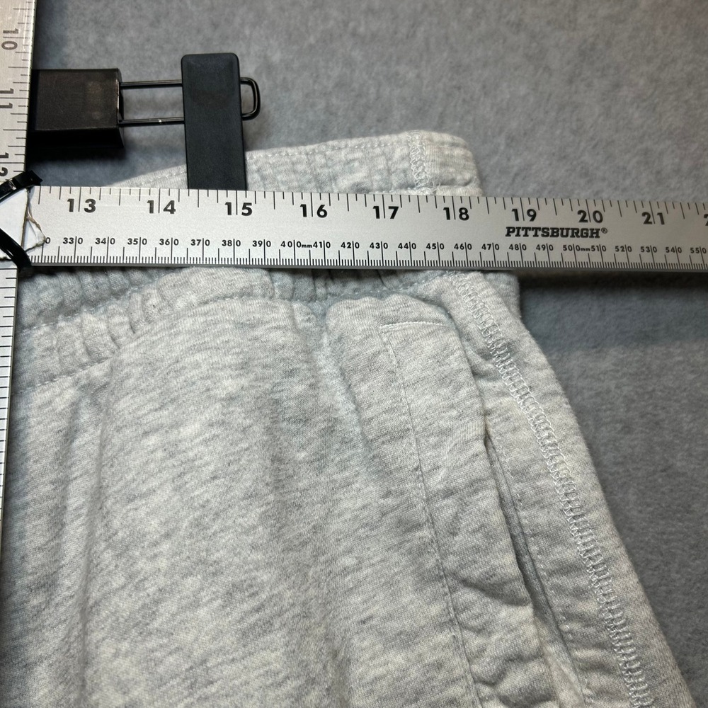 Old Navy Mens Gray Fleece Elastic Waist Sweat Shorts Size XL - Picture 5 of 6